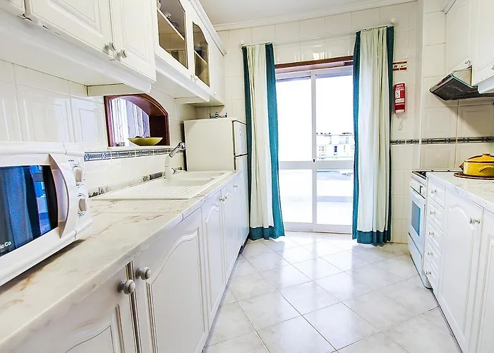 Lighthouse North - Da * Barra