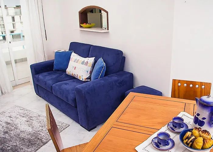 Lighthouse North - Da